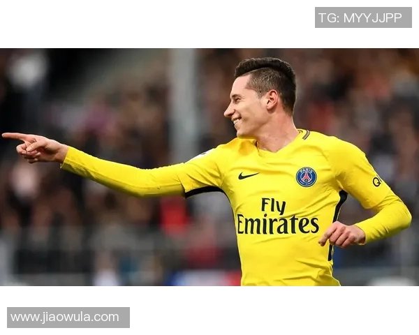 足球巨星手机桌面大公开 看他们如何定制专属个性化屏幕